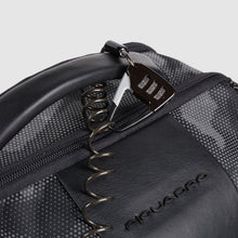 Carica l'immagine nel visualizzatore di Gallery, Piquadro Zaino porta pc e porta ipad® in tessuto riciclato