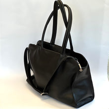 Carica l'immagine nel visualizzatore di Gallery, Borsa shopping grande con tasca frontale Mia Mioli