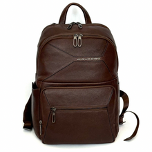 Carica l'immagine nel visualizzatore di Gallery, Piquadro zaino in pelle porta PC 14”