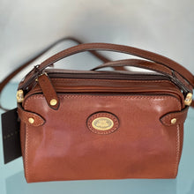 Carica l'immagine nel visualizzatore di Gallery, The Bridge mini bag linea Story