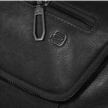 Carica l'immagine nel visualizzatore di Gallery, Piquadro zaino uomo in pelle porta pc 14"