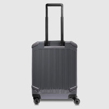 Carica l'immagine nel visualizzatore di Gallery, Piquadro trolley da cabina rigido personalizzabile