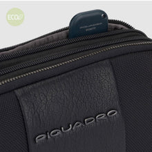 Carica l'immagine nel visualizzatore di Gallery, Piquadro pochette a tre scomparti tessuto e pelle