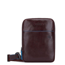 Carica l'immagine nel visualizzatore di Gallery, Piquadro revamp borsello in pelle