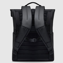 Carica l'immagine nel visualizzatore di Gallery, Zaino Piquadro roll-top in tessuto gommato