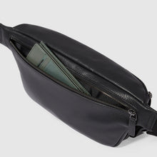 Carica l'immagine nel visualizzatore di Gallery, Piquadro marsupio in pelle linea Modus