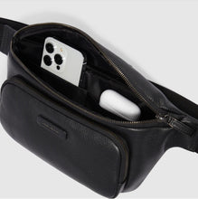Carica l'immagine nel visualizzatore di Gallery, Piquadro marsupio in pelle linea Modus