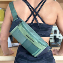 Carica l'immagine nel visualizzatore di Gallery, Piquadro marsupio