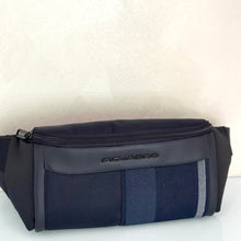 Carica l'immagine nel visualizzatore di Gallery, Piquadro marsupio