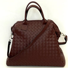 Carica l'immagine nel visualizzatore di Gallery, Borsa a due manici con tracolla in pelle intrecciata a mano