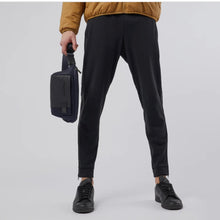 Carica l'immagine nel visualizzatore di Gallery, Marsupio Piquadro tessuto e pelle linea Brief