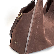 Carica l'immagine nel visualizzatore di Gallery, Loristella borsa serena in suede marrone