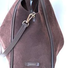 Carica l'immagine nel visualizzatore di Gallery, Loristella borsa serena in suede marrone