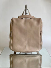 Carica l'immagine nel visualizzatore di Gallery, Zaino donna antifurto