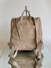 Carica l'immagine nel visualizzatore di Gallery, Zaino donna antifurto