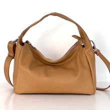 Carica l'immagine nel visualizzatore di Gallery, Borsa a bauletto Mia Mioli