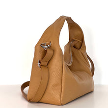 Carica l'immagine nel visualizzatore di Gallery, Borsa a bauletto Mia Mioli