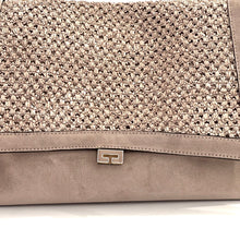 Carica l'immagine nel visualizzatore di Gallery, Loristella borsa Kendall scamosciata e rafia 2735PT