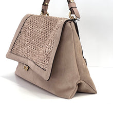 Carica l'immagine nel visualizzatore di Gallery, Loristella borsa Kendall scamosciata e rafia 2735PT