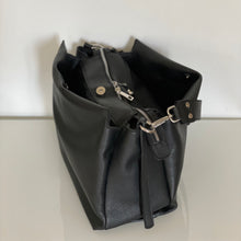 Carica l'immagine nel visualizzatore di Gallery, Borsa a spalla a tre scomparti Mia Mioli