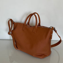 Carica l'immagine nel visualizzatore di Gallery, Borsa Geo tg S Mia Mioli