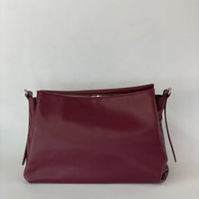 Carica l'immagine nel visualizzatore di Gallery, Borsa a spalla a tre scomparti Mia Mioli