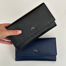 Carica l'immagine nel visualizzatore di Gallery, Portafoglio donna grande con bottone