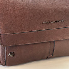 Carica l'immagine nel visualizzatore di Gallery, Piquadro tracolla uomo messenger in pelle