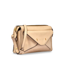 Carica l'immagine nel visualizzatore di Gallery, The Bridge camera case Frida