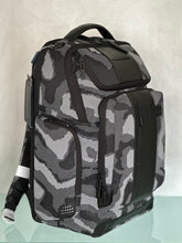 Carica l'immagine nel visualizzatore di Gallery, Piquadro Zaino porta pc e porta ipad® in tessuto riciclato
