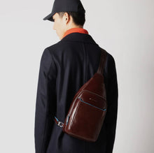 Carica l'immagine nel visualizzatore di Gallery, Monospalla Piquadro Blue Square