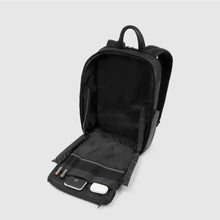 Carica l'immagine nel visualizzatore di Gallery, Piquadro zaino in pelle linea Than col. nero