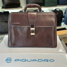 Carica l'immagine nel visualizzatore di Gallery, Piquadro borsa da medico