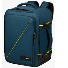 Carica l'immagine nel visualizzatore di Gallery, American Tourister Zaino cabina misura M Easyjet con porta PC 15,6"