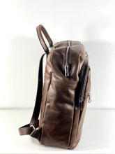 Carica l'immagine nel visualizzatore di Gallery, Zaino da uomo in pelle Handy