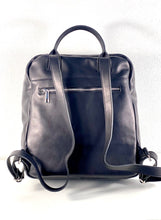 Carica l'immagine nel visualizzatore di Gallery, Zaino da uomo in pelle Handy