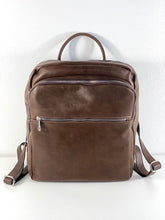 Carica l'immagine nel visualizzatore di Gallery, Zaino da uomo in pelle Handy