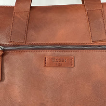 Carica l'immagine nel visualizzatore di Gallery, Borsone in pelle Bruno Rossi weekender bag cuoio
