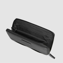 Carica l&#39;immagine nel visualizzatore di Gallery, Piquadro pochette in pelle Modus
