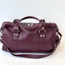 Carica l&#39;immagine nel visualizzatore di Gallery, Borsa a bauletto con borchie Mia Mioli
