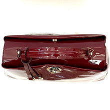 Carica l&#39;immagine nel visualizzatore di Gallery, Borsa a trapezio in vernice glossy Mia Mioli
