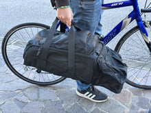 Carica l&#39;immagine nel visualizzatore di Gallery, Piquadro borsone zaino in tessuto
