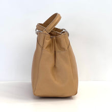 Carica l'immagine nel visualizzatore di Gallery, Borsa a bauletto quattro anelli Mia Mioli
