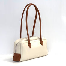 Carica l'immagine nel visualizzatore di Gallery, Borsa bassotto baguette bicolor Mia Mioli
