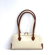 Carica l'immagine nel visualizzatore di Gallery, Borsa bassotto baguette bicolor Mia Mioli
