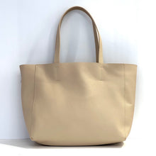 Carica l'immagine nel visualizzatore di Gallery, Shopping bag Mia Mioli
