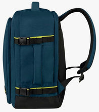 Carica l'immagine nel visualizzatore di Gallery, American Tourister Zaino cabina misura M  Easyjet con porta PC 15,6"
