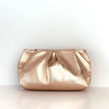 Carica l'immagine nel visualizzatore di Gallery, Clutch bag Mia Mioli large
