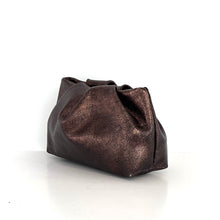 Carica l'immagine nel visualizzatore di Gallery, Clutch bag Mia Mioli

