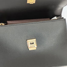 Carica l'immagine nel visualizzatore di Gallery, Cuoieria Fiorentina Beauty small flap bag
